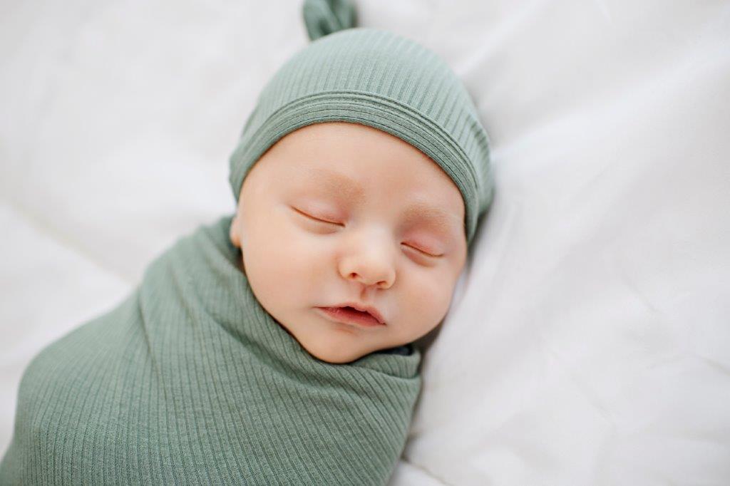 Top Knot Hat Ribbed Evergreen Presley Couture