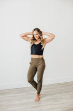 Load image into Gallery viewer, Olive - Women's Jogger