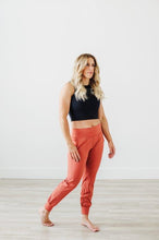 Load image into Gallery viewer, Spiced Chai - Women's Jogger