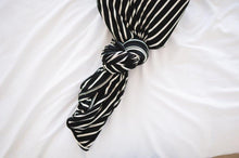 Load image into Gallery viewer, Snuggle Swaddle - Black &amp; White Stripe