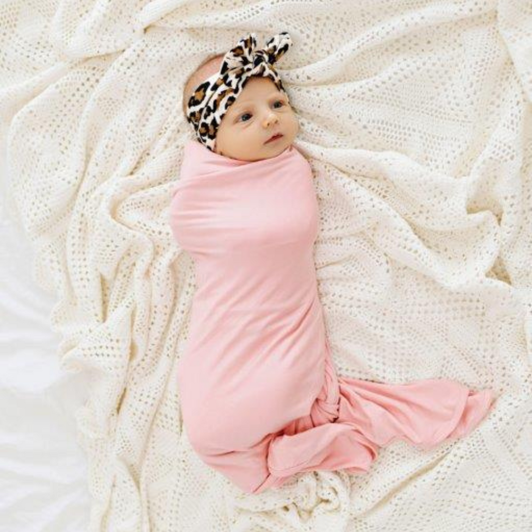 Light pink swaddle blanket hotsell