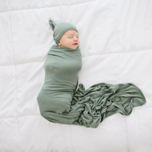 Load image into Gallery viewer, Snuggle Swaddle - Ribbed Evergreen