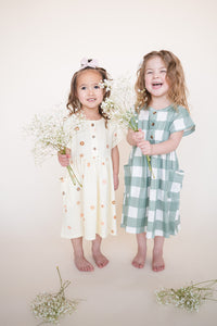 Button Twirl Dress - Creamy Floral