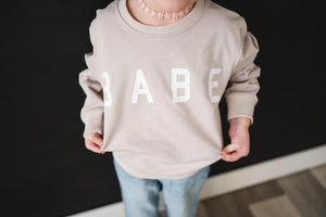 Babe Sweatshirt - Gray