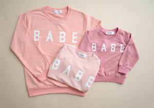 Babe Sweatshirt - Light Rose
