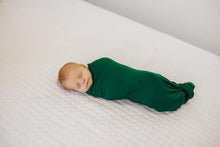 Load image into Gallery viewer, Snuggle Swaddle - Emerald Green