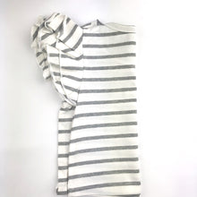 Load image into Gallery viewer, Flutter Sleeve Tee - Gray Stripe