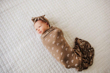Load image into Gallery viewer, Snuggle Swaddle - Rainbows